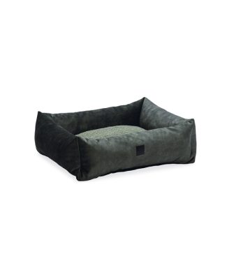 Designed by Lotte hondenmand Yndis Groen  65 x 60 x 20 cm