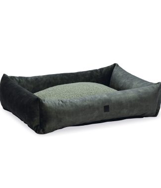 Designed by Lotte hondenmand Yndis Groen  95 x 80 x 25 cm